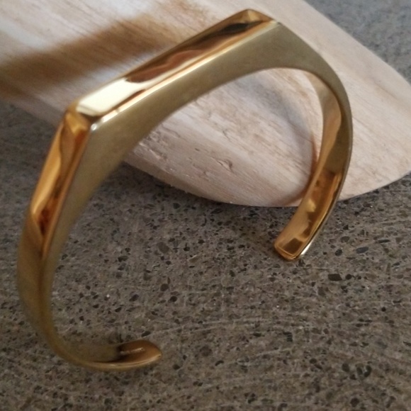 Solid brass cuff bracelet - Picture 2 of 2